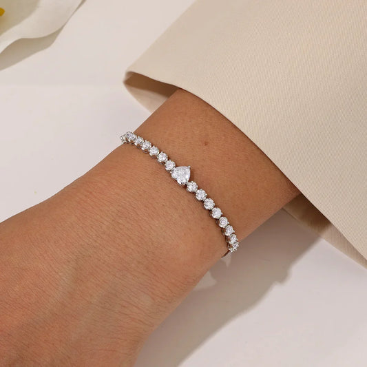 Bracelet Riviera Tennis Entièrement Moissanite de 2,5 mm avec Chaîne de Poignet Réglable en Argent S925, Diamant Taille Cœur de 6 mm pour Femmes