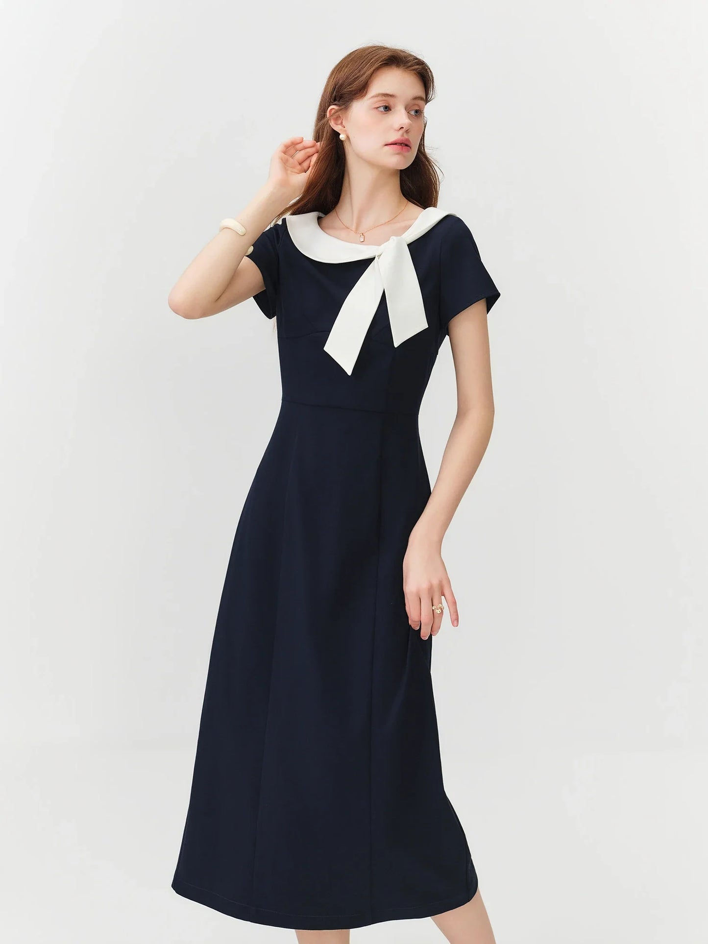 Women Sailor Collar Contrast Bow Belt Midi Dress Waist-Cinching V-Neck French Coquette Chic Elegant Style