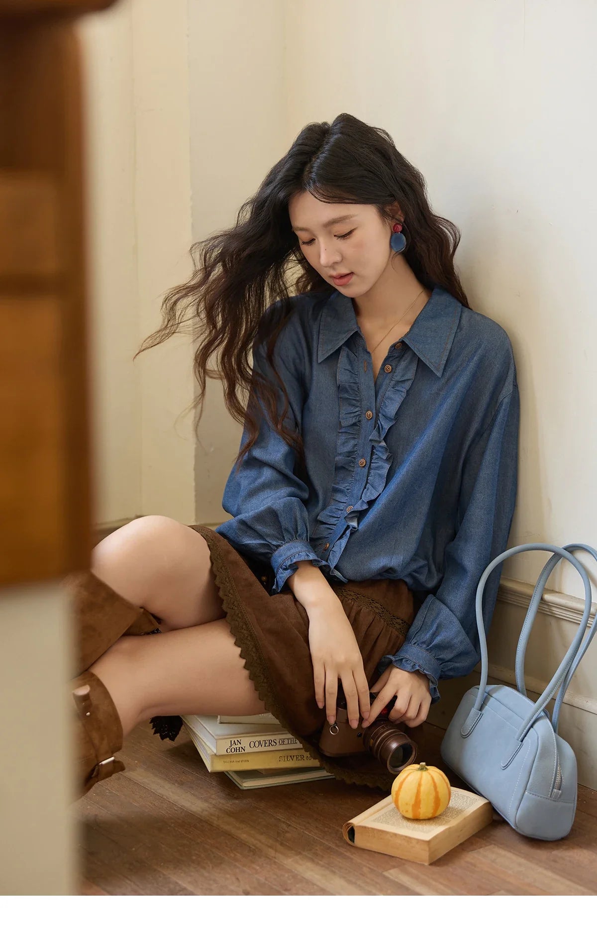 Blue Lyocell Imitation Denim Shirt for Women Autumn 2025 Ruffled Placket Contrasting Button Waist Cinc Shirt MXE43C2386