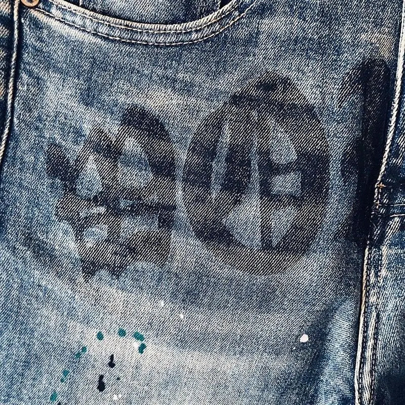 High-quality Blue Jeans Men's 2025 Spring and Summer European Wear Cargo Brand Letter Printing Ink Splashing Straight-leg Pants