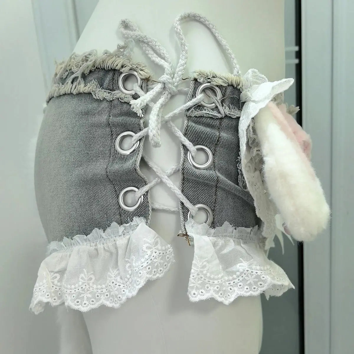 Niche Designer Handmade Cute Sexy Lace Hot Girl Sling Stitching Low Waist Super Short Shorts