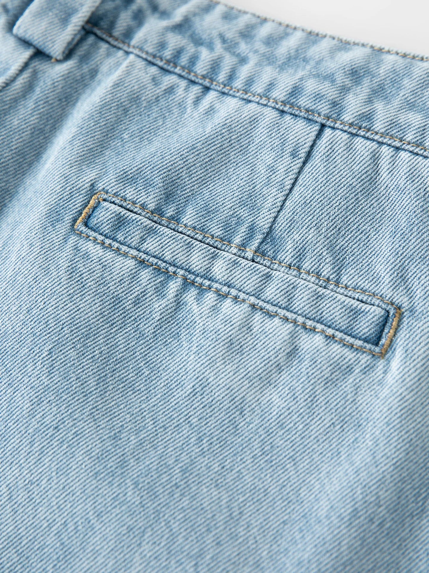 2026 Summer Women's Light Blue Vintage Barrel Leg Jeans, Horseshoe Fit High Waist Loose Trousers for Y2K Retro Street Style