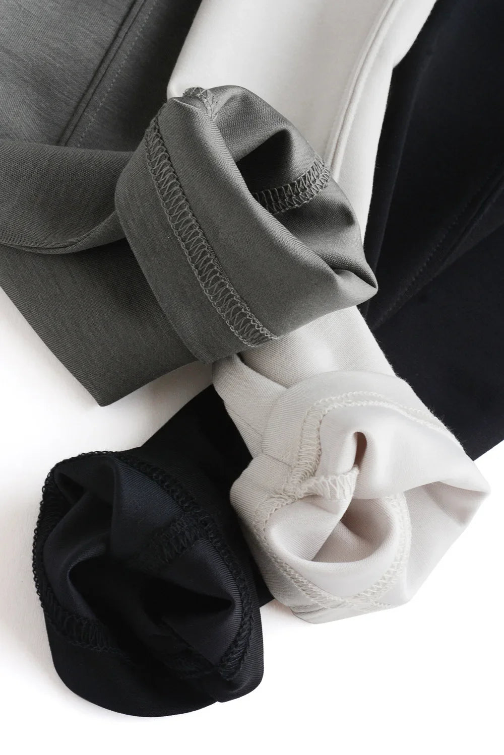 Shape-Retention & Pilling-Resistant Long-Sleeve Tee: Contrast Collar Design + Stretchy Fit Men's Undershirt