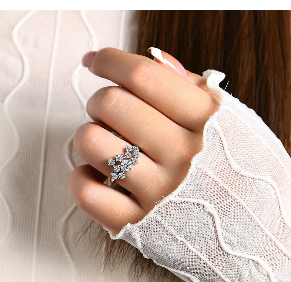 Bague en moissanite ATTAGEMS, couleur D, 1,5 ct, excellente taille ronde 5 mm, en argent sterling 925 plaqué or 18 carats, véritables bagues de fiançailles et de mariage pour femmes, bijoux fins