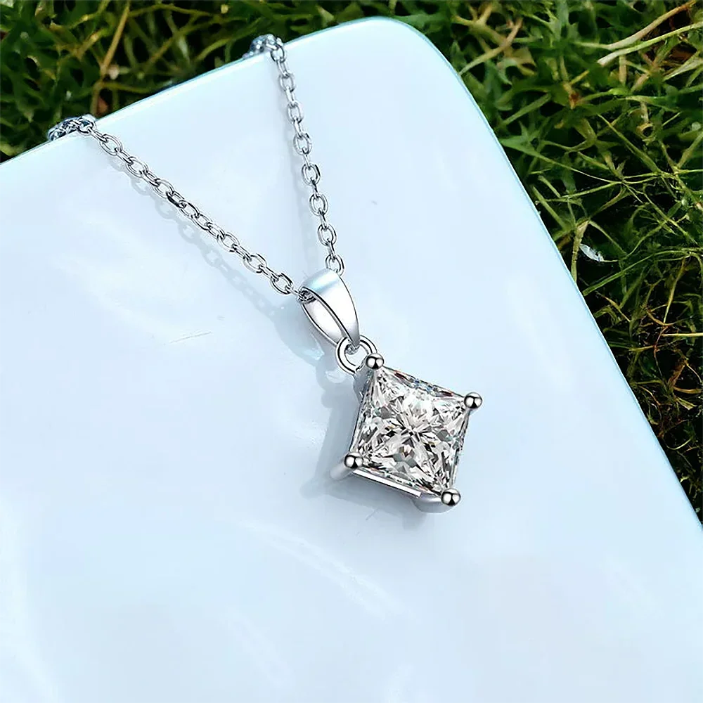 1/2carat  Certified Princess Cut Moissanite Pendant Necklace 925 Sterling Silver D Color Square Solitaire Diamond Neck Chain