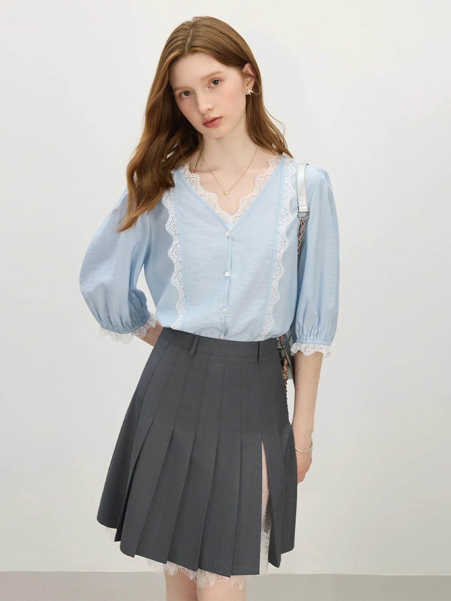 2025 Summer Women's Artisan Lace V-Neck Blouse - Navy Blue Romantic Design & Lightweight Chiffon for Chic Occasions