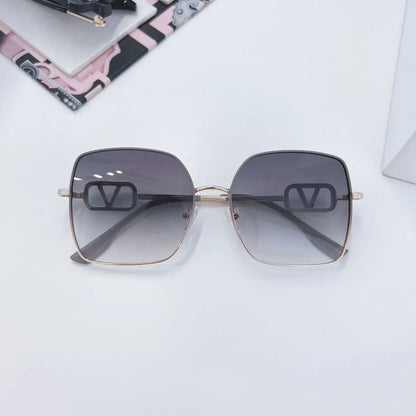 New Fashion Metal Frame Square  Sunglasses for Women Oversized Anti-ultraviolet Polarized Sun Glasses Women's High-end Gafas