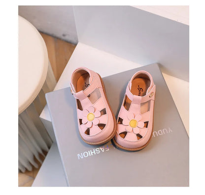 2024 New Summer Kids Sandals For Girls Leather Cuts-out Children Sandals Cute Flower Soft Sole Fashion Toddler Baby Shoes