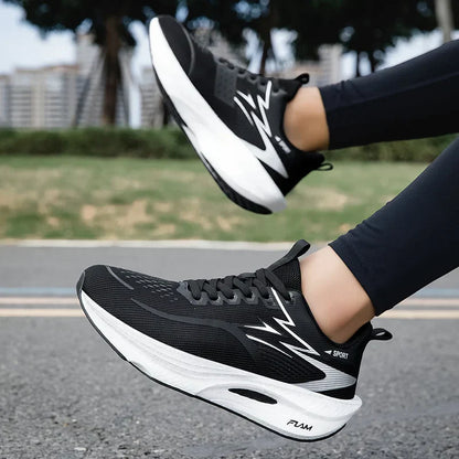 2026 NEW Men Sports Running Shoes Off Marathon Breathable Light Comfortable Women Athletic Sneakers Jogging Tenis Air Cushion