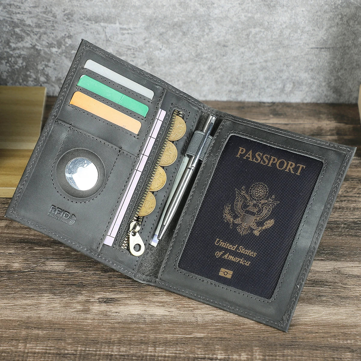 Genuine Leather Passport Wallet Card Holder Coin Purse AirTag Slot Men Travel Wallet Women‘s Purse Passport Cover Bag