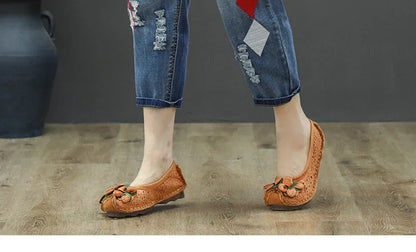 Summer Females Luxury Embroidery Jeans Womens Fashion Vintage Ripped Denim Trousers Loose Holes Elastic Harem Pants