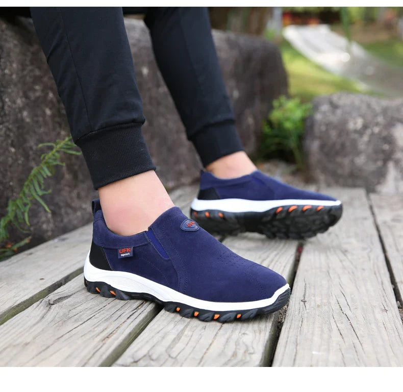 Casual Men's Sports Shoes Outdoor Walking Loafers Comfortable Shoes Fashionable and Lightweight Plus Size 38-50