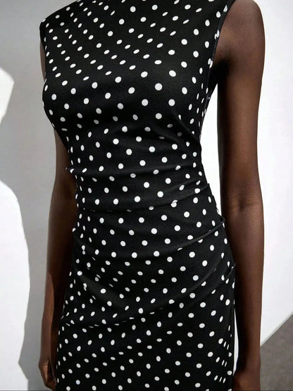 2026 Summer Women's Fashionable and Sexy Polka Dot Fitted Waist Round Neck Sleeveless Dress with Built-in Shoulder Pads