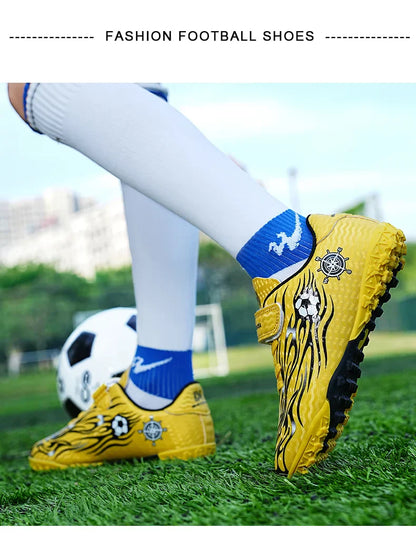 New Kids Low Top Soccer Shoes Boys Football Cleats Boys Lightweight Training Boots Youth Breathable Comfortable Football Sneaker