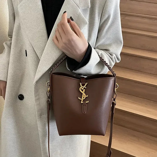 2026 Summer New! Light - Luxury Women's Bucket Bag - High - End Niche Design, Stylish Shoulder Messenger for All Occasions