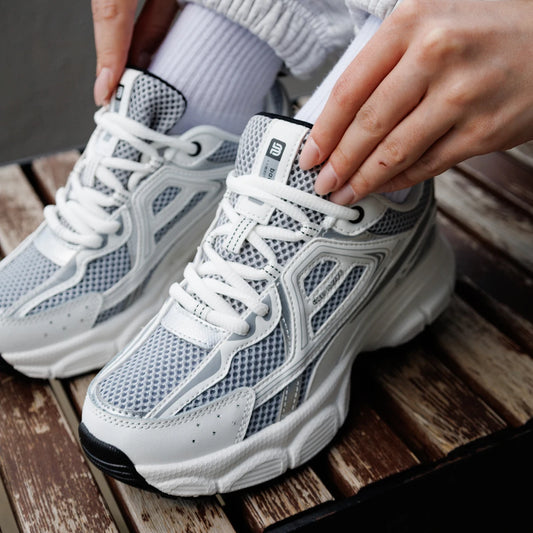 Women Retro Running Shoes Outdoor Mesh Lace Up Jogging Sports Shoes Female Casual Lightweight Breathable Non-slip Shoes