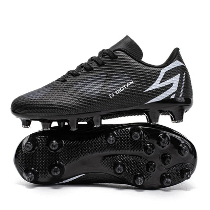 Personalized and fashionable children's sports football shoes, comfortable and breathable indoor and outdoor sports shoes