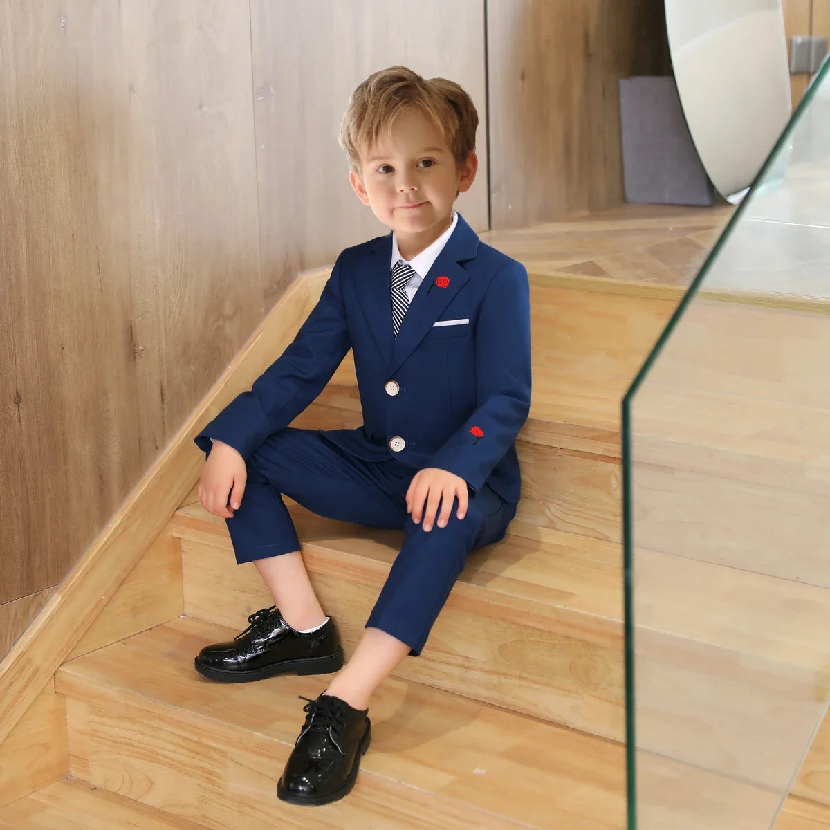 2-14 Yrs Toddler Suit Set with Rose Embroidery 3-Piece Formal Conmmunion Tuxedo Jacket Pants Tie Fast Delivery DTLumika