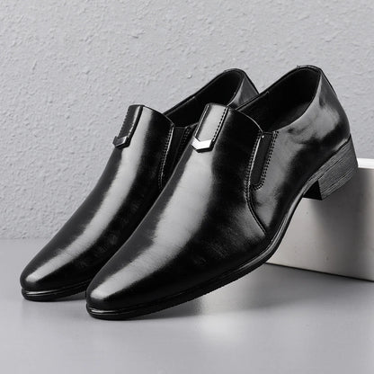 2026 Spring Autumn Business Leather Shoes for Men Black Fashion Casual Shoes Loafers Male New Designer Retro Dress Shoes Man
