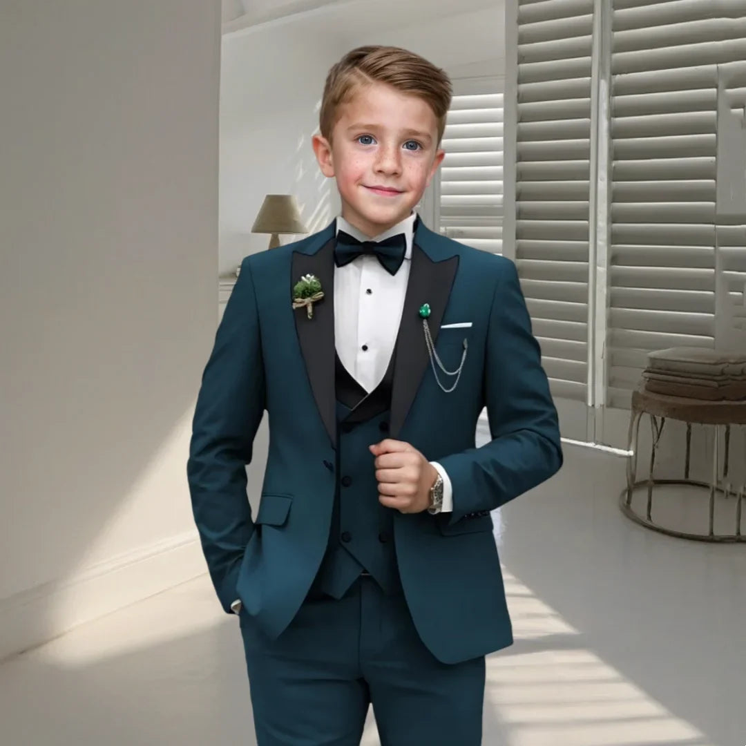 Velvet Peacked Lapel Boy's Suit Set Champagne 4-Pieces Kids Tuxedo Set Blazer Vest Pants Bow-tie For  Birthday Graduation