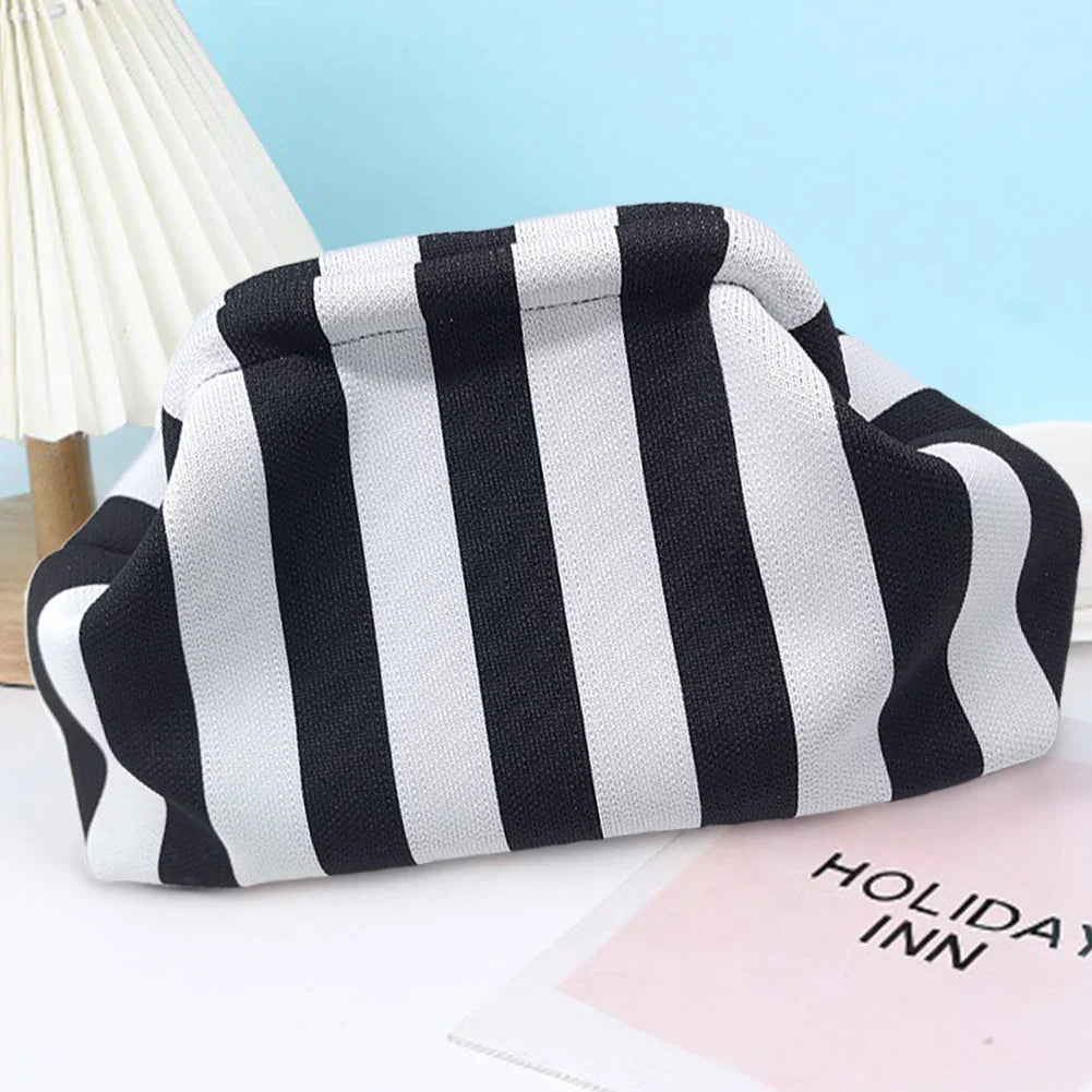 Summer Beach Clutch Bag Contrast Color Small Crochet Handbag Knitting Dumpling Clutch for Women Cute Cloud Casual Colorblock Bag