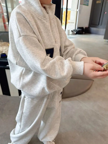 Boy White Grey Stand Collar Letter Sets Loose Casual Cotton Sports Suit Spring Autumn Children's Fashion Tops+Pants 2pcs 1-5 Yrs