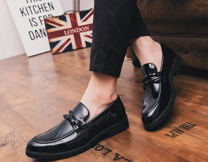 With Tassels Loafers Office Leather Shoes for Men Platform Thick Sole Pointed Toe Man Casual Shoe High Quality Fashion Elegant