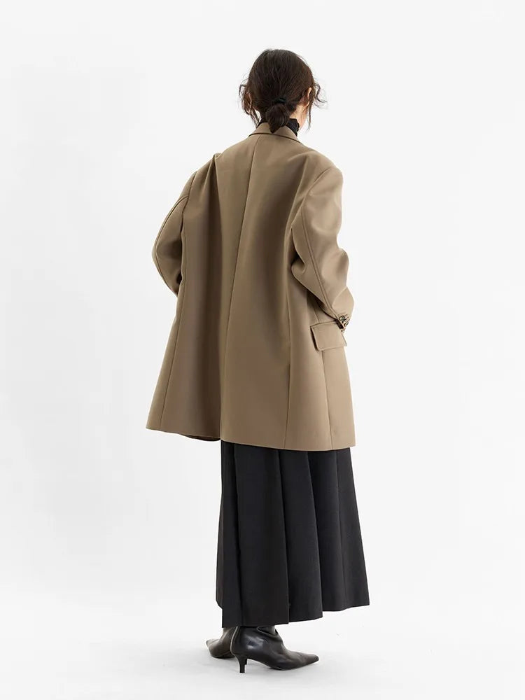 A Must-Have for Commuting~ 2026 Spring Women's Plus-Size Casual Blazer with Shoulder Pads, Oversized Loose Fit with a High-End Feel