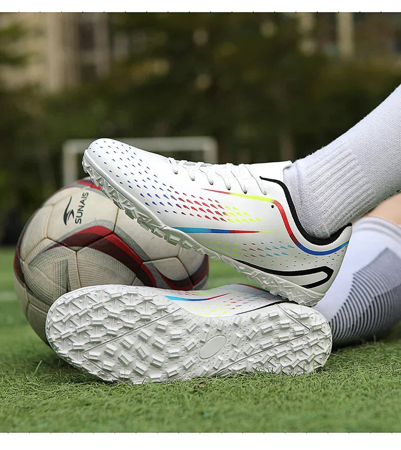 New Men Football Boots Non-Slip High-quality Woman Soccer Shoes Grass Cleats Futsal Sneakers Match Indoor Outdoor Football Shoes