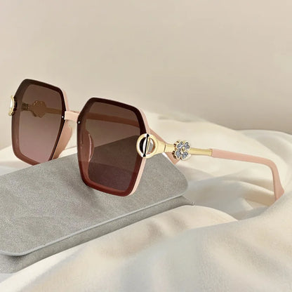 2025 New Sunglasses Ladies Glasses Alloy Legs with Diamound Sunglasses Women Luxury Gafas De Sol UV400
