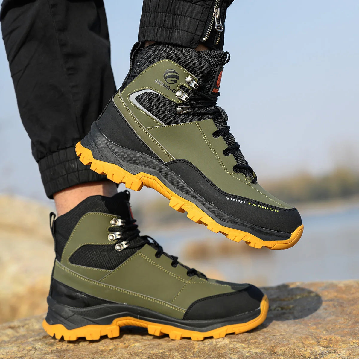 Fashion best quality Protective Work Safety Shoes For Men Breathable Shoes Anti-Puncture Steel Toe Cap Anti Puncture Work Boots