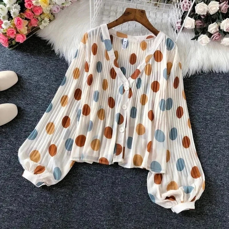 Casual V-Neck Chiffon Single Breasted Lantern Sleeve Folds Women's Blouse Shirt Female Clothing Tops 2024 Fashion