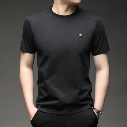 2026 New Men's Korean Style Fashion Badge Short Sleeved Sleeve Round Neck T-shirt Casual and Comfortable Summer Versatile Top