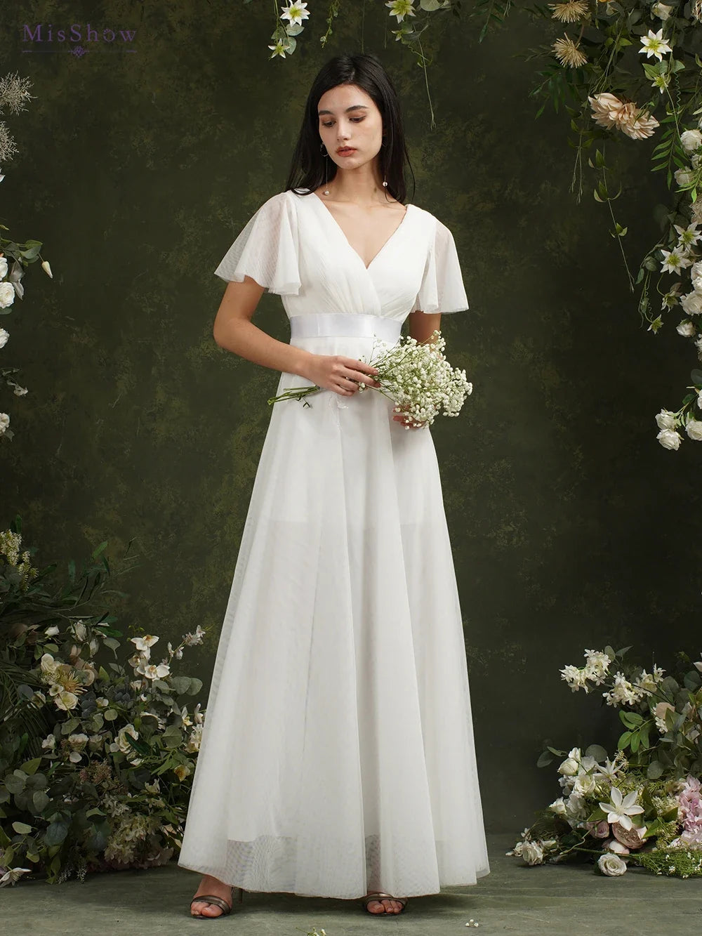 Simple Beach Ivory Wedding Dresses For Women A-Line Puffer Short Sleeve V-Neck Pleat Tulle Open Back Bridal Prom Gowns With Belt