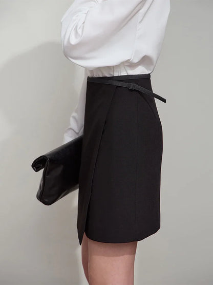 Minimalist Women's Skirt 2025 Spring New Office Lady Versatile Fashion Asymmetric Wrinkle A-line Half-body Skirt 12511092
