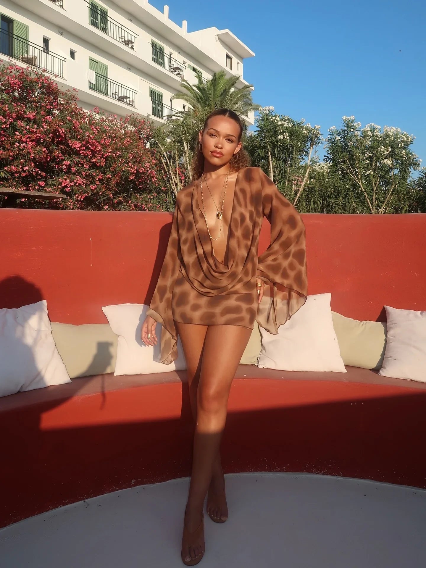 2025 Autumn Fashion Street Style Sexy Low-Cut Plunging Neckline Leopard Printed Flare Sleeve Women Beach Vacation Mini Dress C95