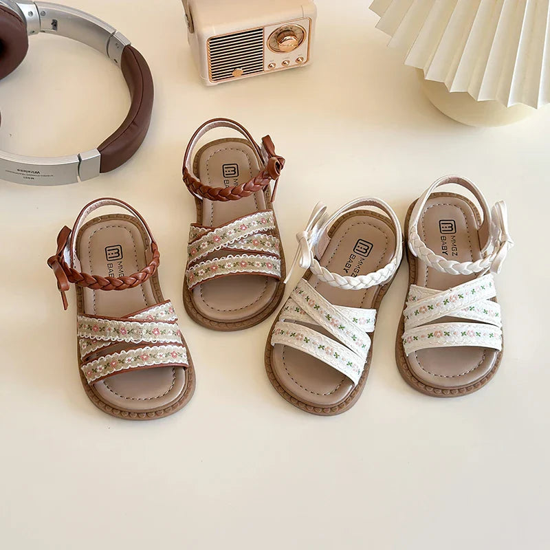 Summer Girl's Sandals Braided Flower Classic Trendy Vintage Kids Sliders Beige Brown Open Toe Holiday Pu Leather Children Shoes