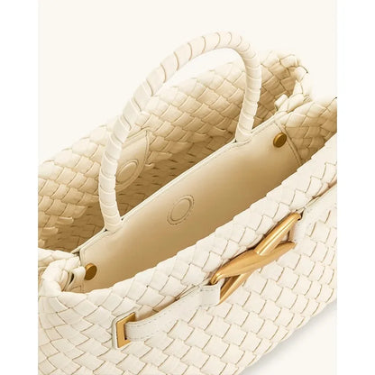 high-end light luxury style hand-woven handbag,fashionable and versatile,popular clutch for evening event and women's bag