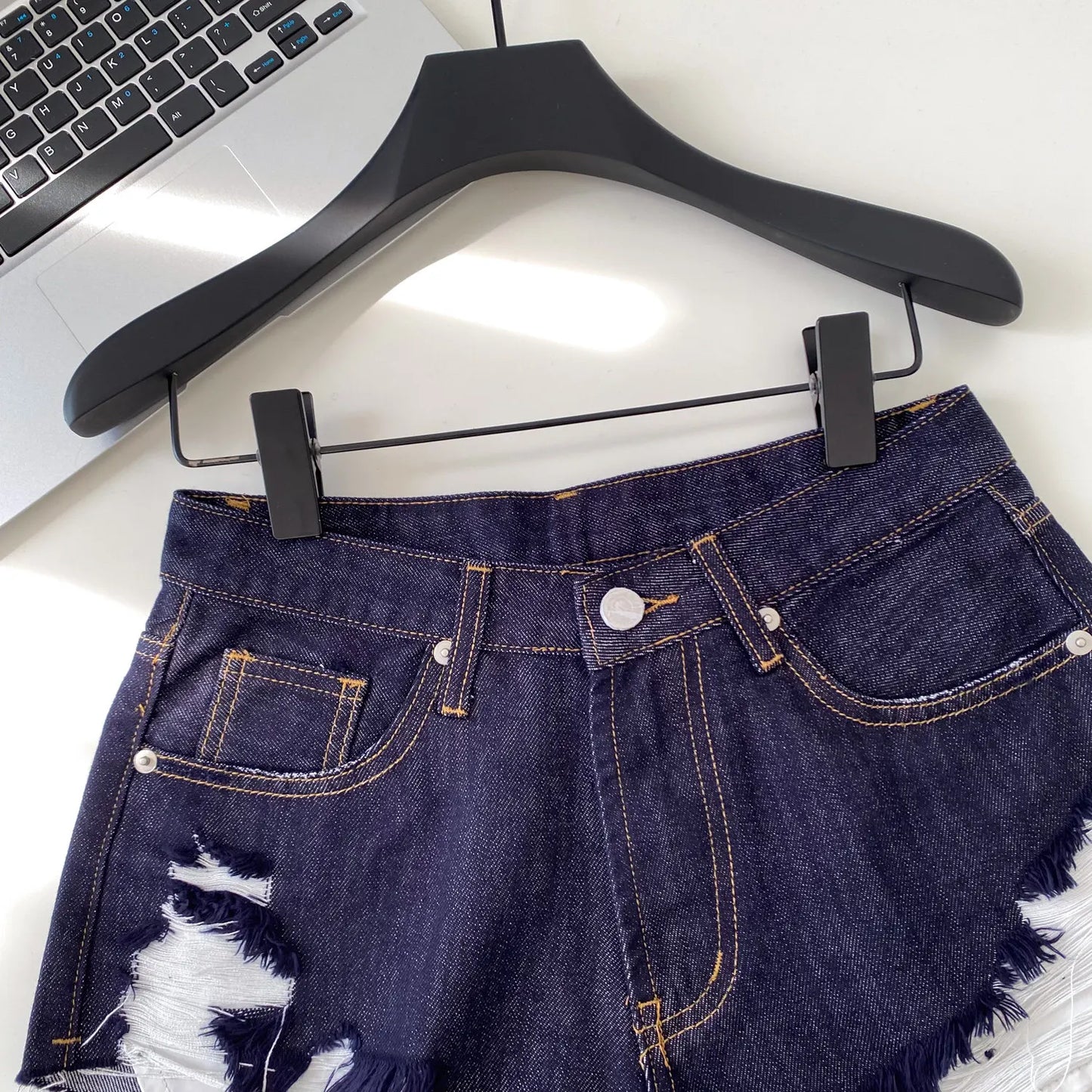 American Retro Camouflage Mini Shorts 2026 Ladies Hollow Out Slim Beach Pants Hot Girl Sexy Print Denim Shorts