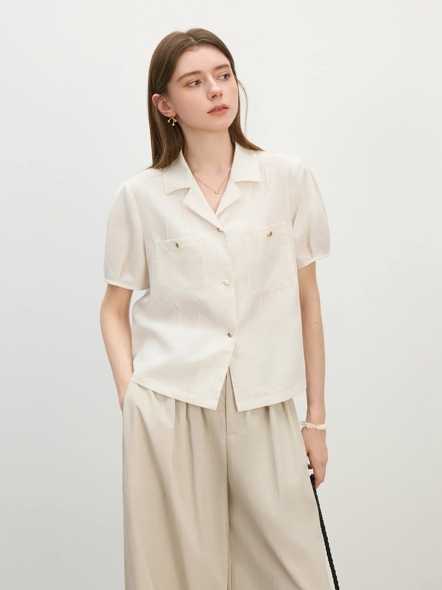 Minimalism Style Linen Short-sleeved Shirt For Women Summer 2025 New Arrival Simple Retro Suit Collar Shirt 25FS12511