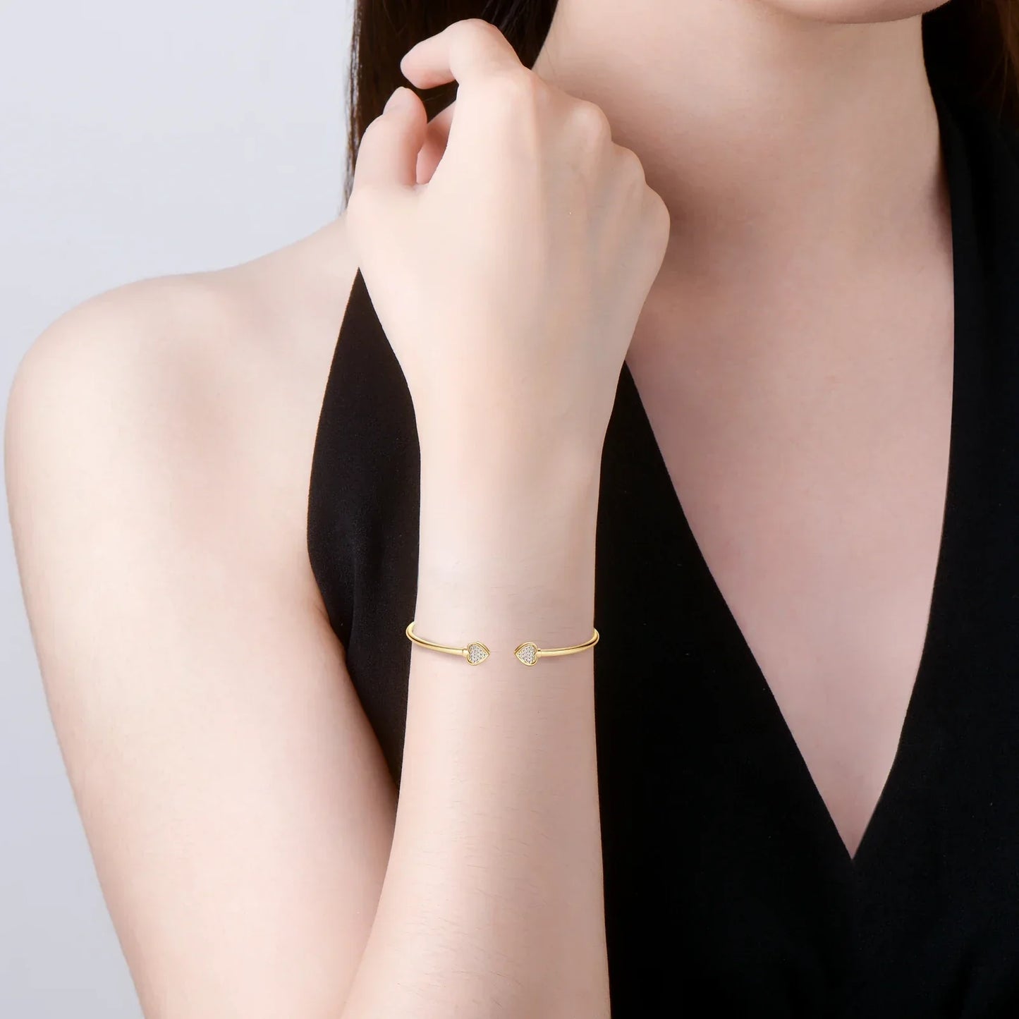 0.5CT Moissanite Bangle Bracelet 18K Gold Plated 925 Sterling Silver Classic Bangle Bezel Set Diamond Bracelet for Women Gifts