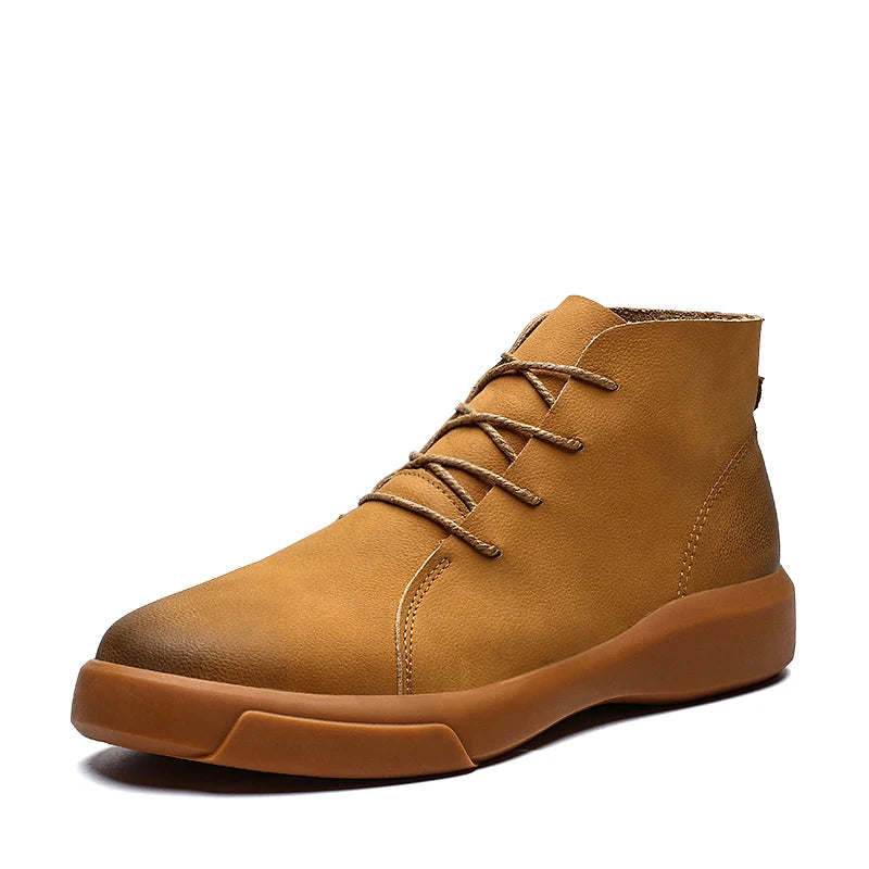 100% cowhide New large-sized men's boots Fashionable casual thick-soled breathable men's shoes Outdoor sports Chelsea boots