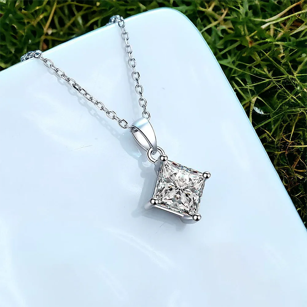 1/2carat  Certified Princess Cut Moissanite Pendant Necklace 925 Sterling Silver D Color Square Solitaire Diamond Neck Chain