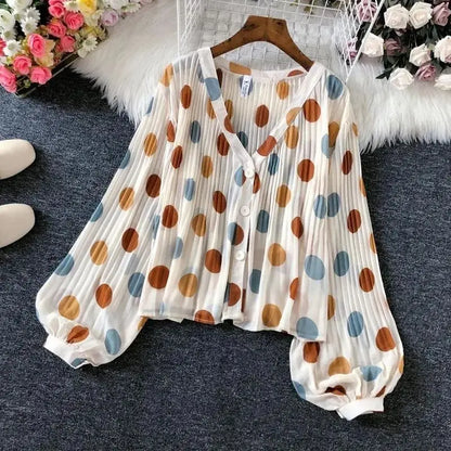 Casual V-Neck Chiffon Single Breasted Lantern Sleeve Folds Women's Blouse Shirt Female Clothing Tops 2024 Fashion