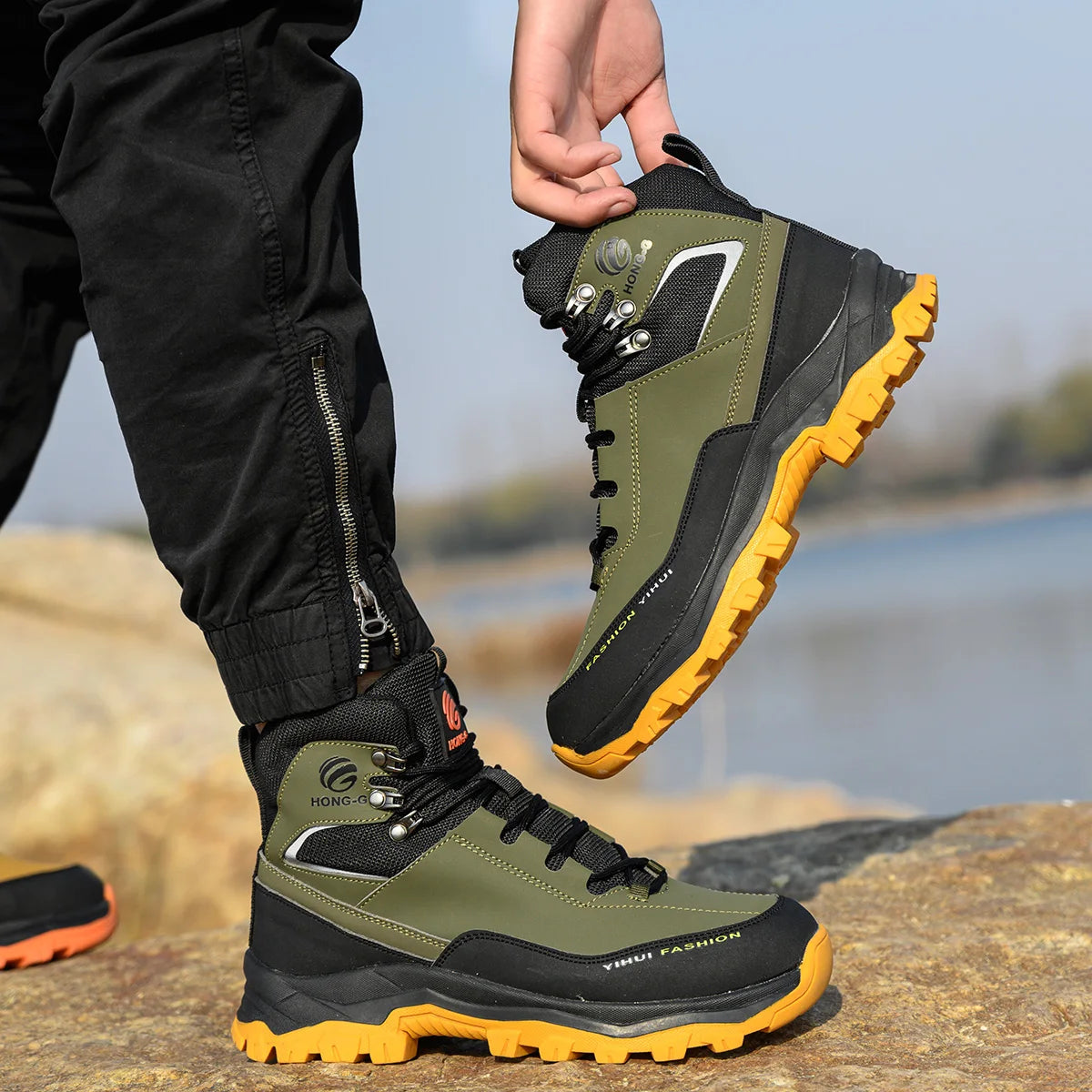 Fashion best quality Protective Work Safety Shoes For Men Breathable Shoes Anti-Puncture Steel Toe Cap Anti Puncture Work Boots