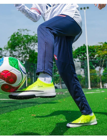 New Men Soccer Shoes Hot Sale Women Professional Football Boots Futsal Cleats Ultralight Unisex High-quality TF/FG Sneakers