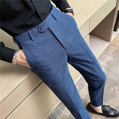 Spring and Autumn Checked Trousers for Men Are Trendy, Fashionable, Cool and Versatile, as Well as for Business and Casual Wear