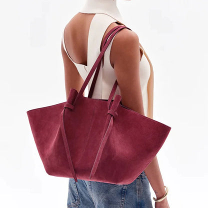 2026 New Large Capacity Trapeze Women Shoulder Bags Designer Metal Lock Handbags High-Quality Pu Leather Big Tote Commute Bag