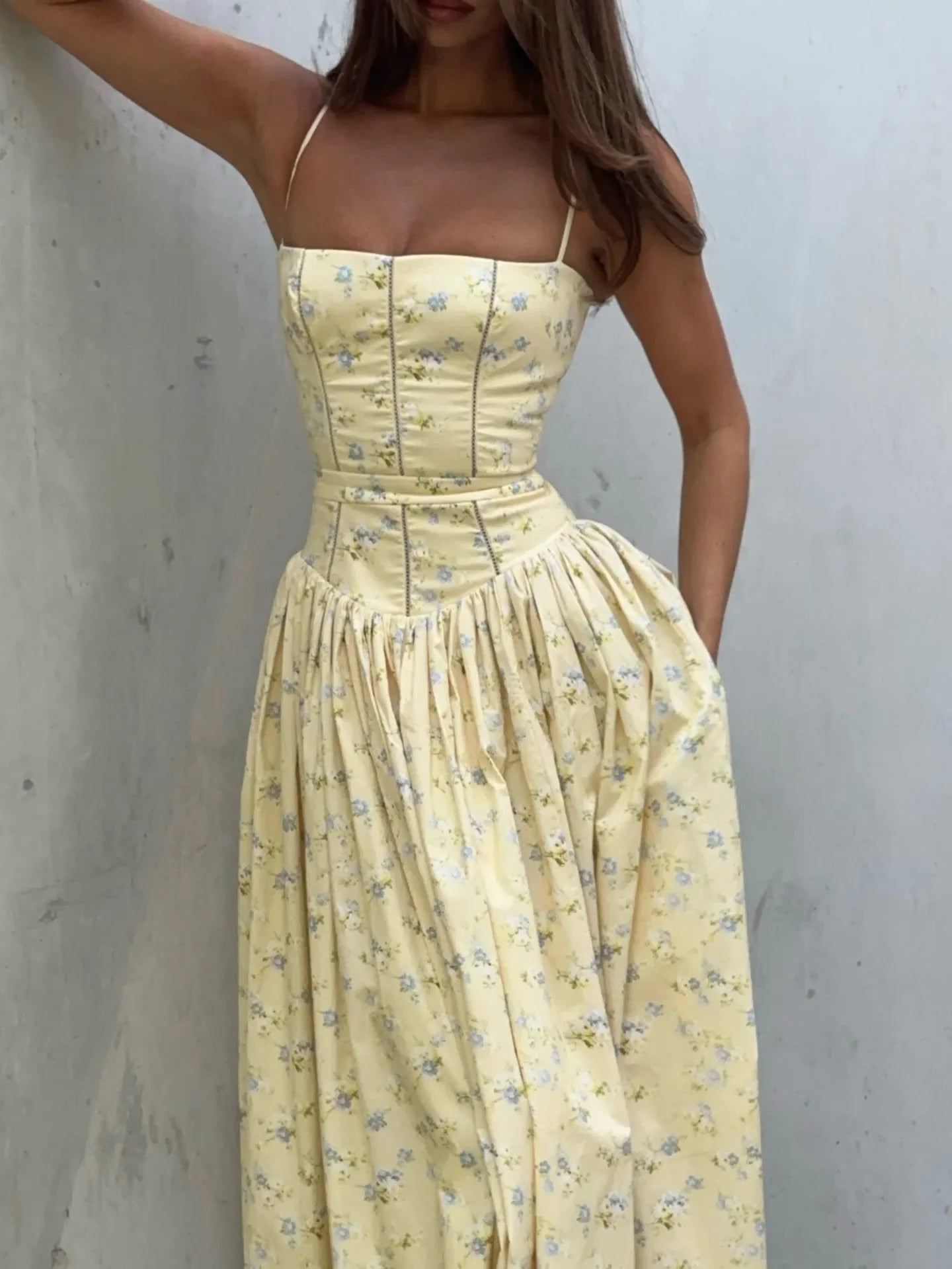 Summer Floral Print Dress Elegant 2025 New Arrivals Spaghetti Strap Flare Dress Maxi Holiday Party Dresses Women