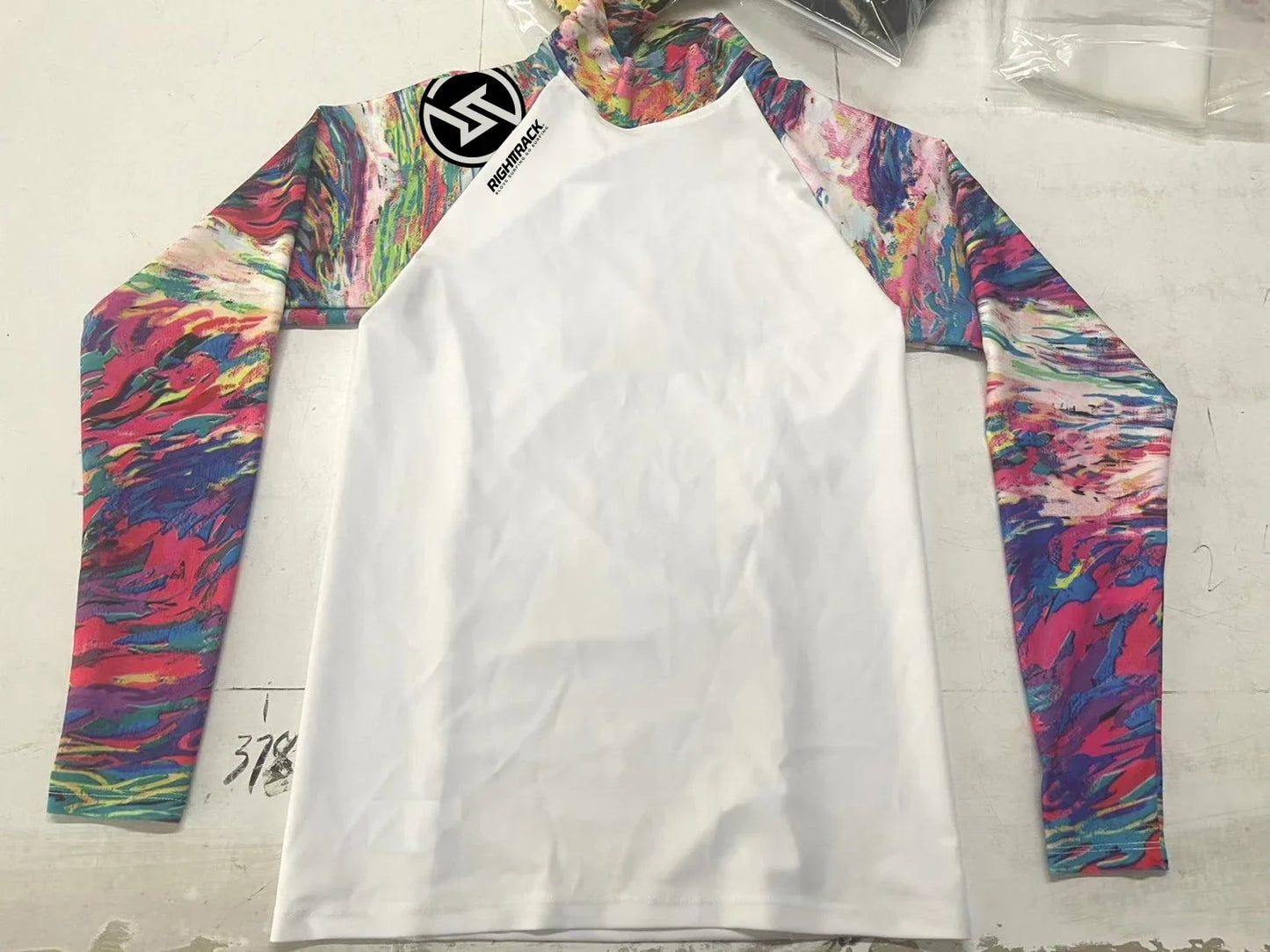 Hot Men's Rashguard Snorkeling Long Sleeve Surfing Shirts Diving Sunscreen Surf Sweatshirt UV Protection RightTrack Swimwear